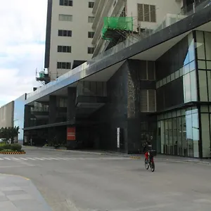 A2j Luxury Bgc Balcony Near Sm Aura Taguig Manila